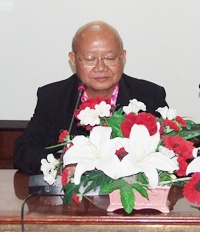 Deputy Mayor Wattana Chantanawaranon presides over the second planning meeting for HM the King’s local birthday festivities.